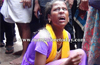 Lady chain snatcher trapped by bus passengers at Kinnigoli